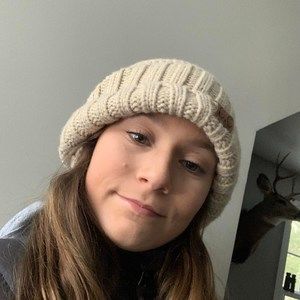 Meet your Posher, Maddie